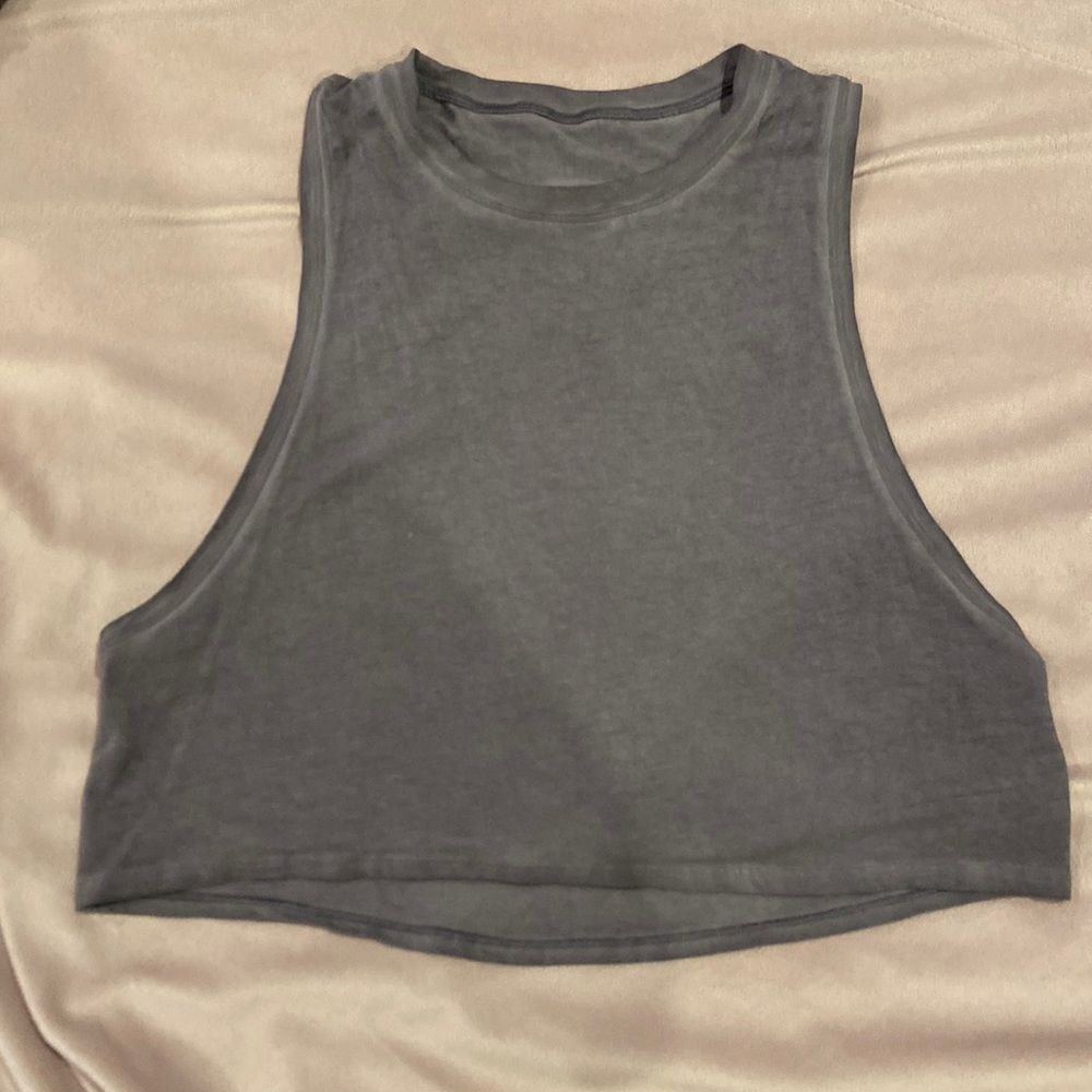 Lululemon cropped tank top